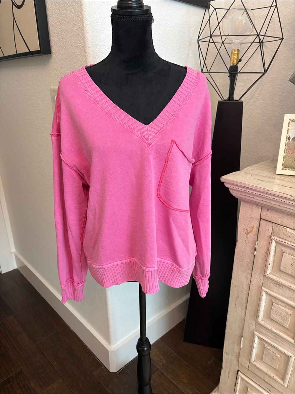 Pilcro Women’s Pink V-Neck Pocket Sweater